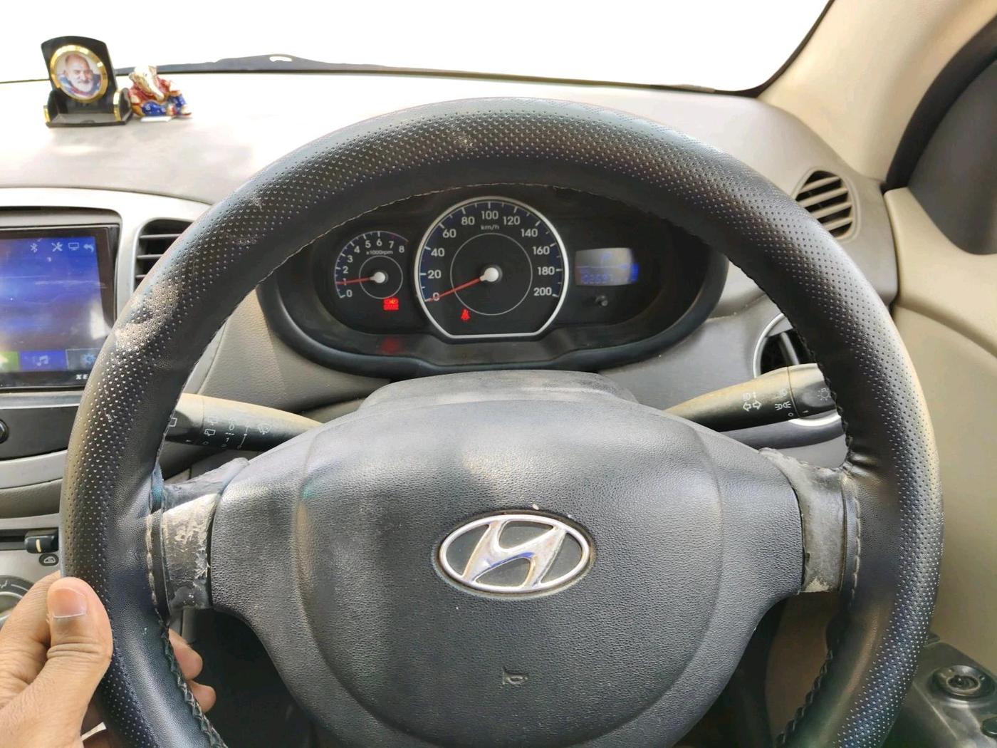 2011 Hyundai i10 SPORTZ 1.2 AT, Petrol, Automatic, 1,02,697 km, interior