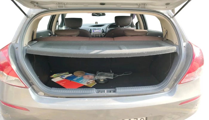 2013 Hyundai i20 SPORTZ 1.2, Petrol, Manual, 82,759 km, exterior