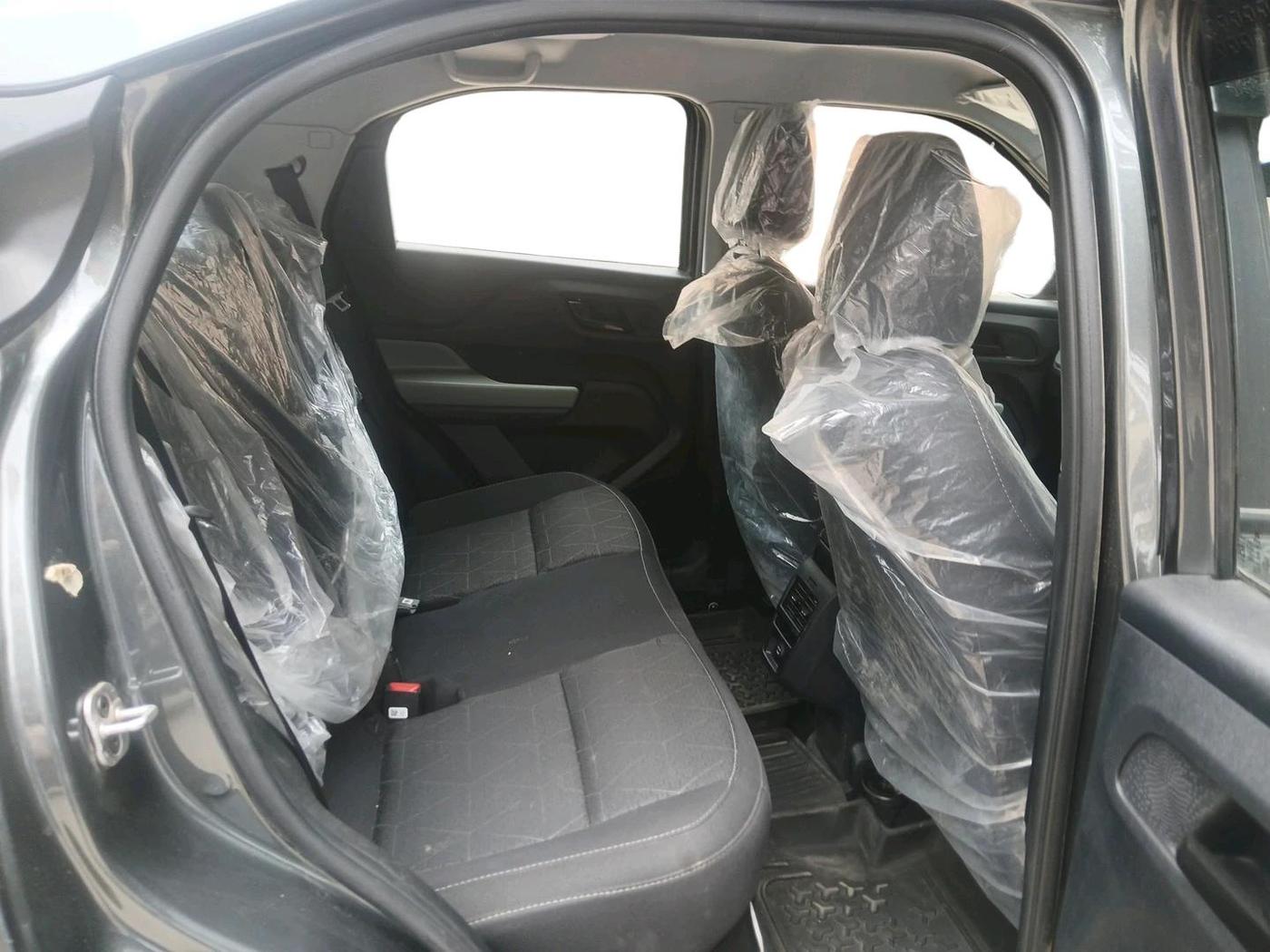 2025 Tata PUNCH Adventure Plus, Petrol, Manual, 5,652 km, interior