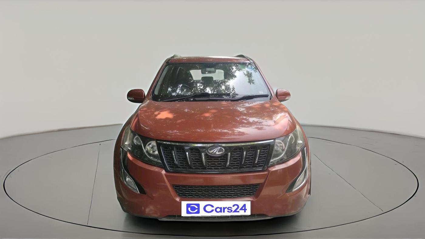 2016 Mahindra XUV500 W8 AT, Diesel, Automatic, 1,23,721 km, exterior
