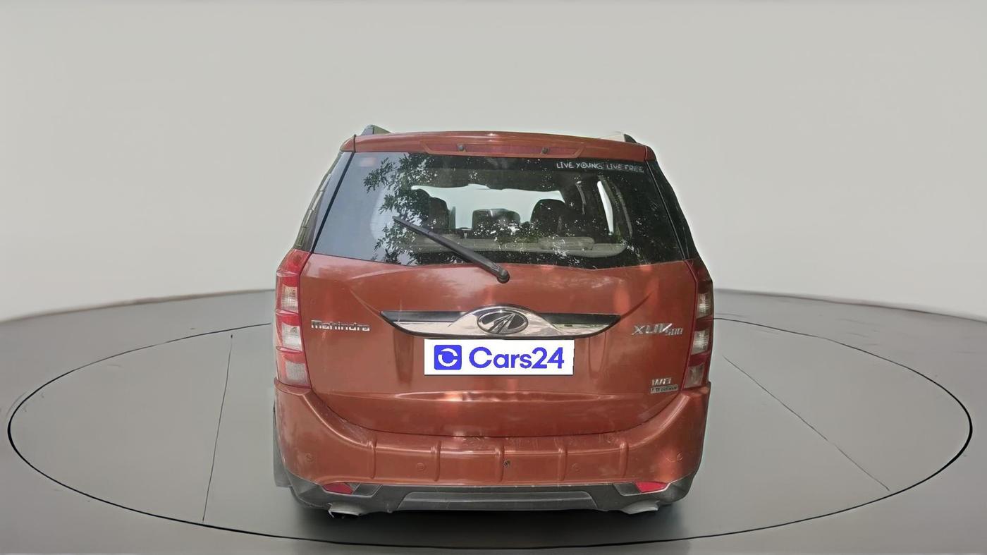 2016 Mahindra XUV500 W8 AT, Diesel, Automatic, 1,23,721 km, exterior