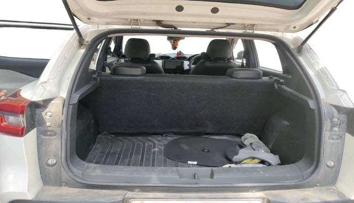 2021 Nissan MAGNITE XE, Petrol, Manual, 48,160 km, exterior