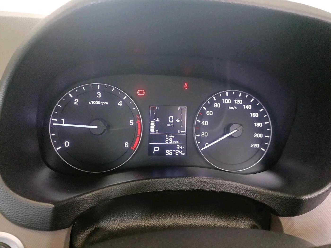 2018 Hyundai Creta SX PLUS AT 1.6 DIESEL, Diesel, Automatic, 96,724 km, interior