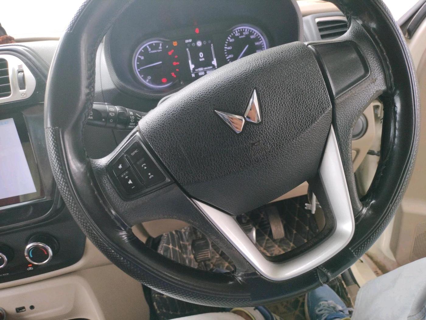 2022 Mahindra BOLERO NEO N 8, Diesel, Manual, 89,312 km, interior