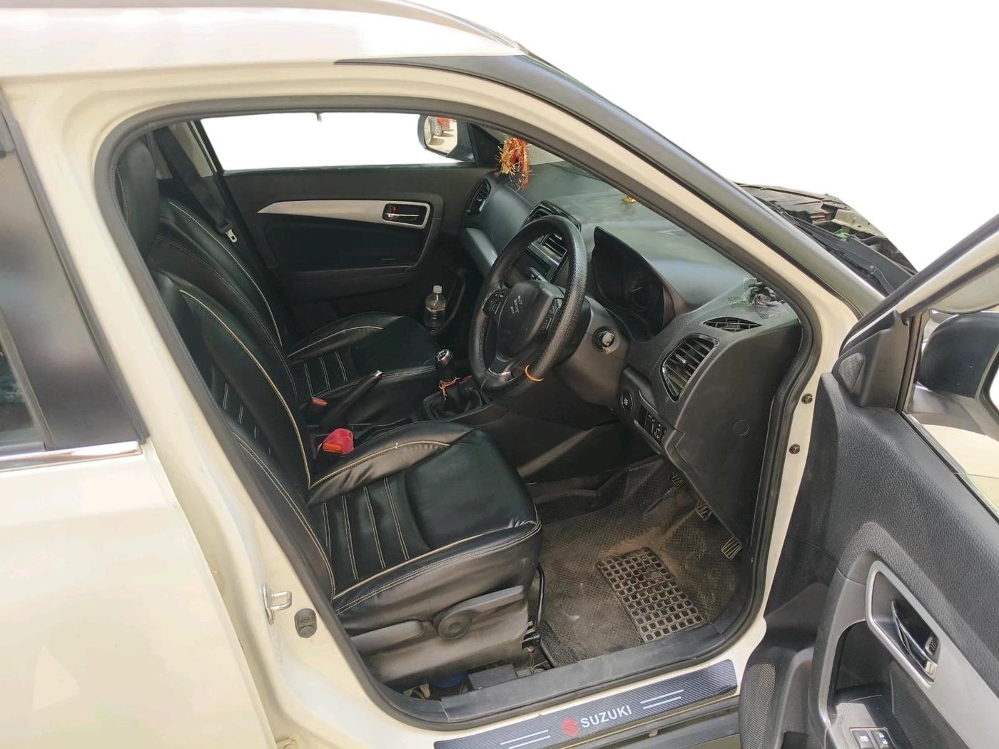 2020 Maruti Vitara Brezza ZXI, Petrol, Manual, 44,935 km, interior