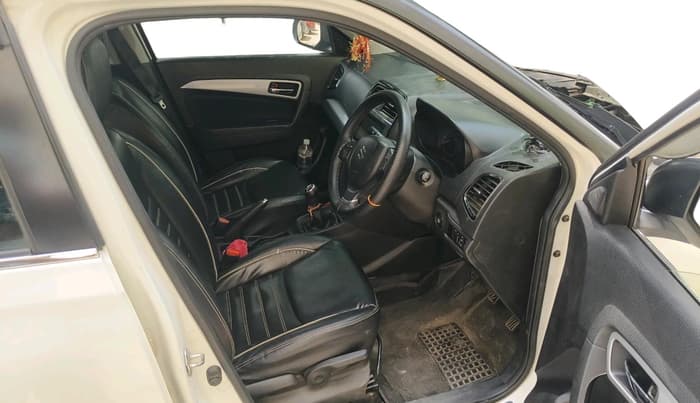 2020 Maruti Vitara Brezza ZXI, Petrol, Manual, 44,935 km, interior