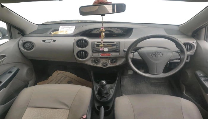 2011 Toyota Etios G, Petrol, Manual, 51,507 km, interior