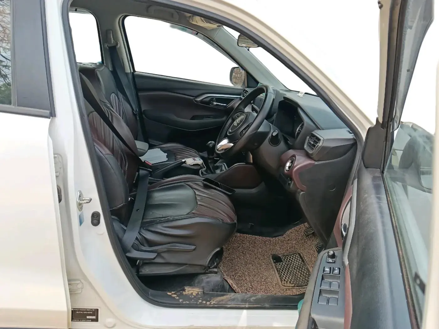 2023 Maruti Grand Vitara SIGMA SMART HYBRID, Petrol, Manual, 30,109 km, interior