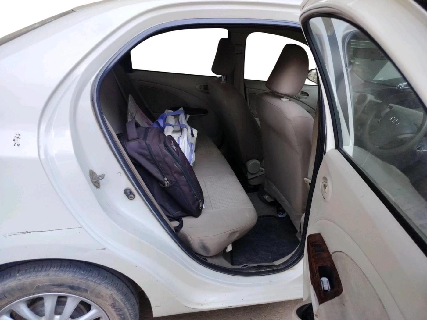 2013 Toyota Etios V, Petrol, Manual, 1,03,818 km, interior