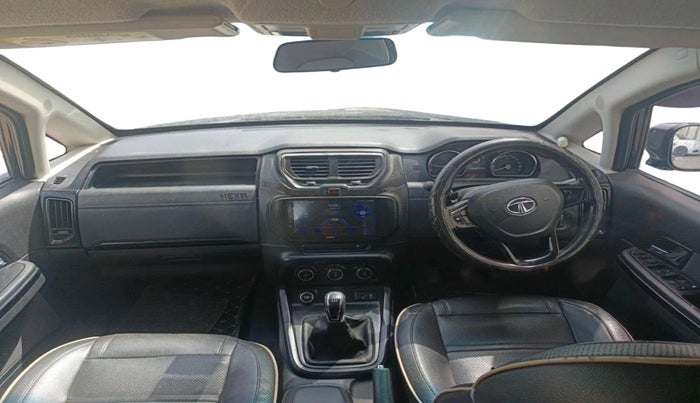 2018 Tata Hexa XE 4X2 7 STR, Diesel, Manual, 1,04,467 km, interior