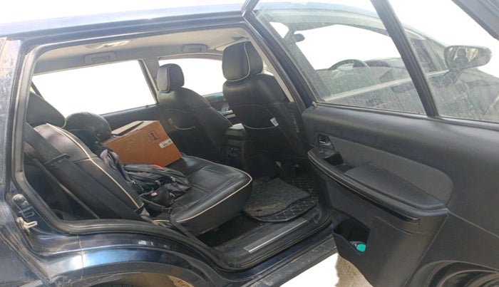 2018 Tata Hexa XE 4X2 7 STR, Diesel, Manual, 1,04,467 km, interior