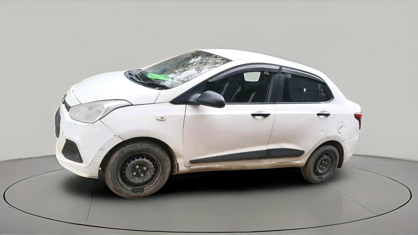 2016 Hyundai Xcent BASE 1.2, CNG, Manual, 1,22,864 km, exterior