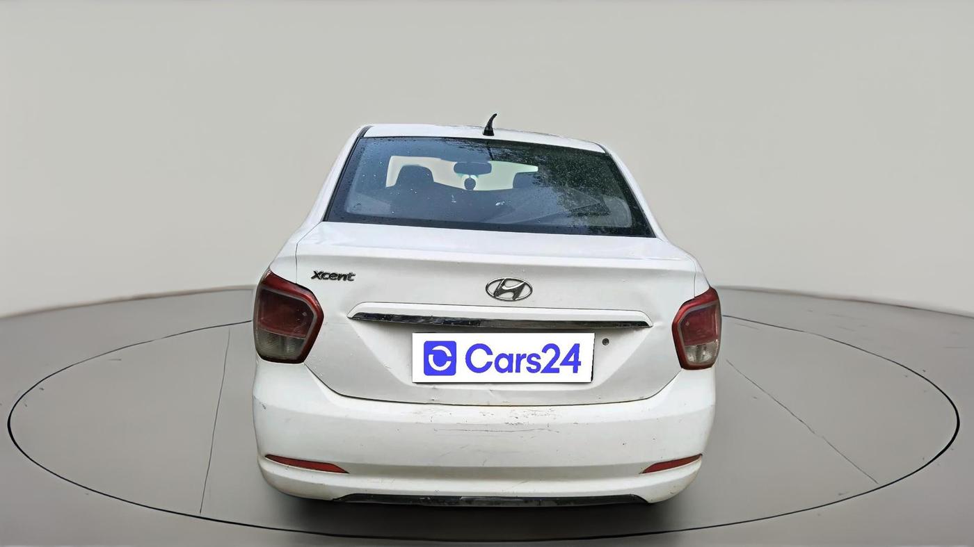 2016 Hyundai Xcent BASE 1.2, CNG, Manual, 1,22,864 km, exterior