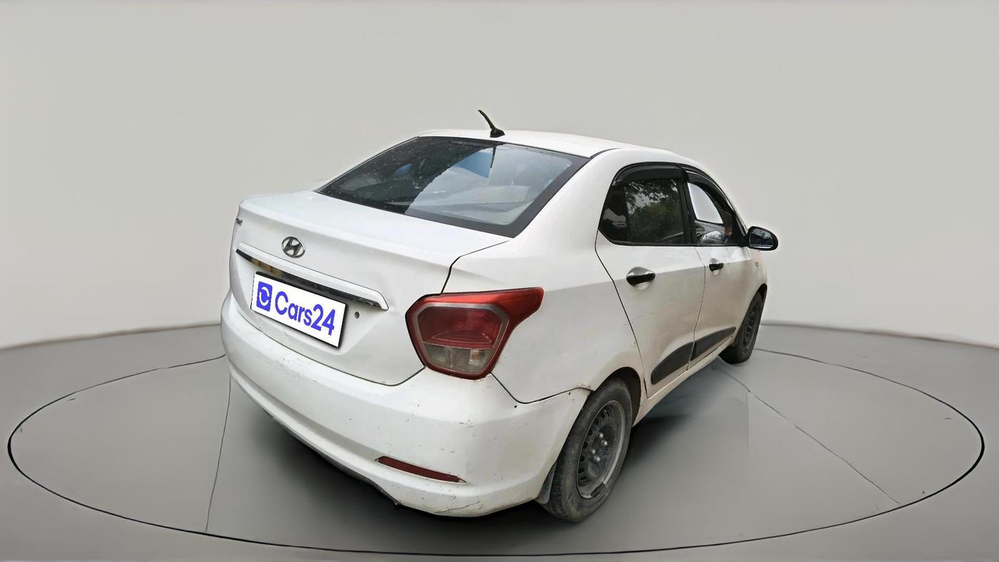 2016 Hyundai Xcent BASE 1.2, CNG, Manual, 1,22,864 km, exterior