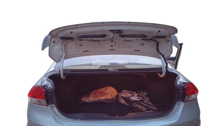 2017 Maruti Ciaz DELTA 1.4 MT PETROL, Petrol, Manual, 74,141 km, exterior