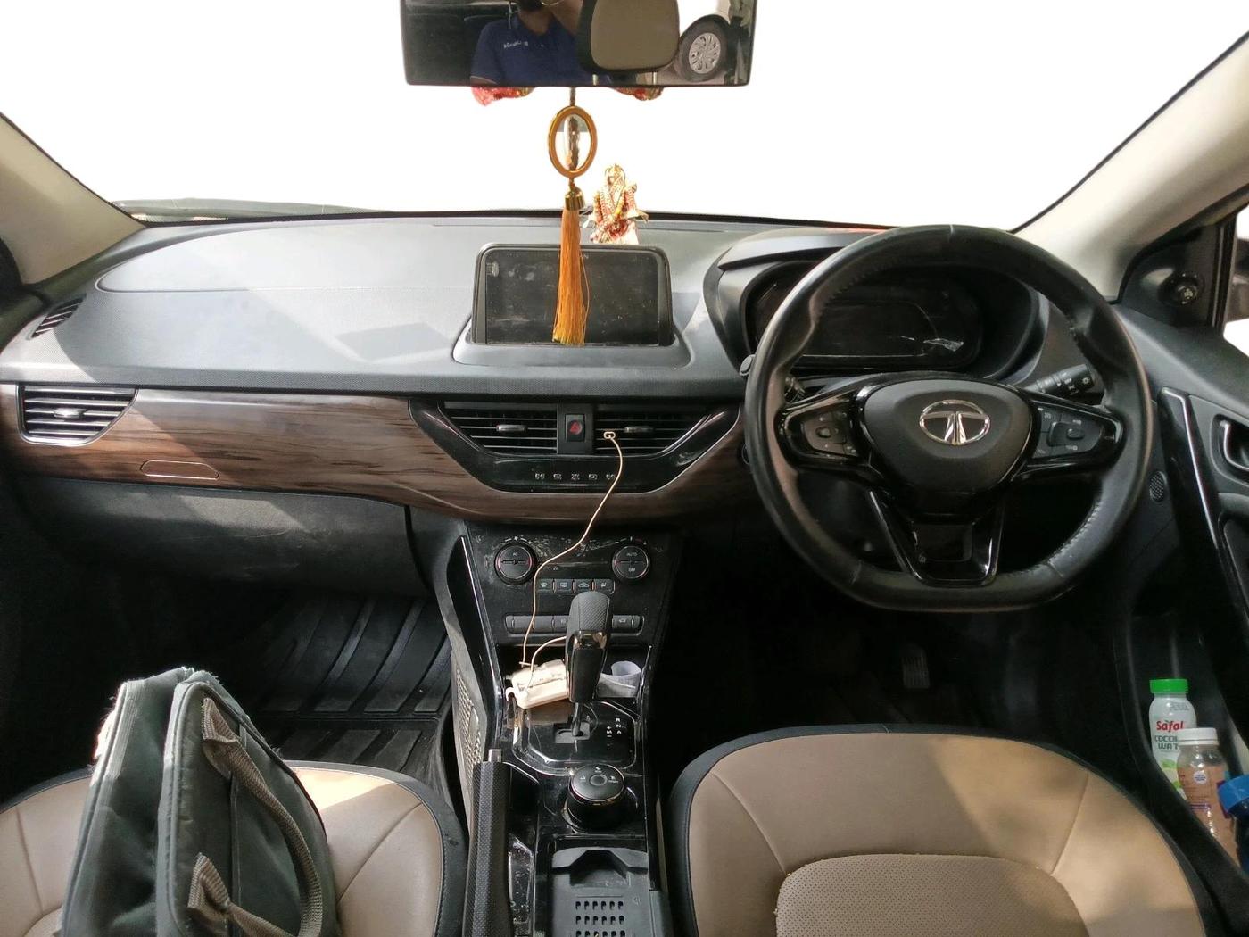 2023 Tata NEXON XZA PLUS LUX SUNROOF KAZIRANGA PETROL, Petrol, Automatic, 78,126 km, interior