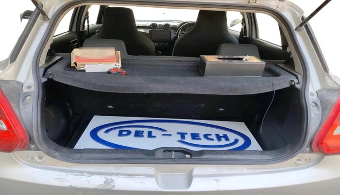 2019 Maruti Swift LXI, Petrol, Manual, 1,14,807 km, exterior