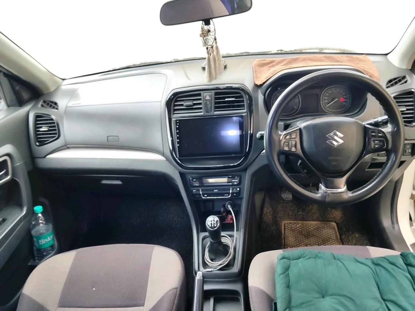 2016 Maruti Vitara Brezza ZDI PLUS, Diesel, Manual, 1,04,055 km, interior