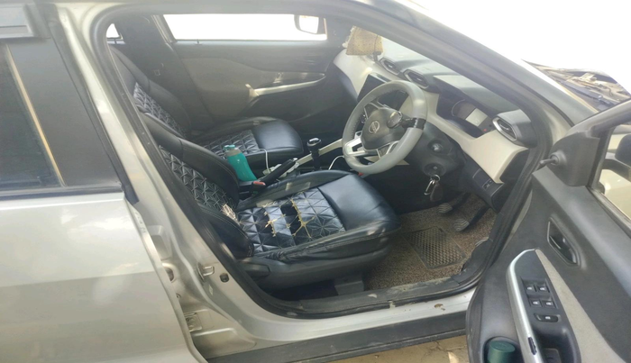 2021 Nissan MAGNITE XE, Petrol, Manual, 79,349 km, interior