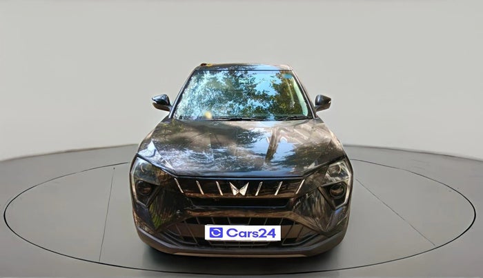 2025 Mahindra XUV 3XO MX2 Pro 1.2 L TCMPFI AT, Petrol, Automatic, 24,729 km, exterior