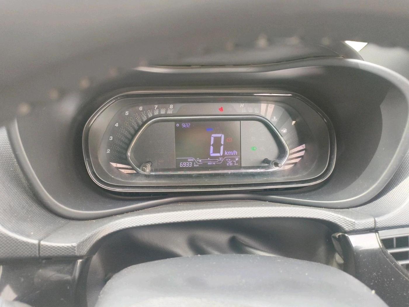 2022 Tata NEXON XZ PLUS PETROL DARK EDITION, Petrol, Manual, 69,331 km, interior