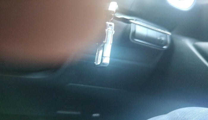 2022 KIA SONET HTE 1.2, Petrol, Manual, 62,010 km, interior