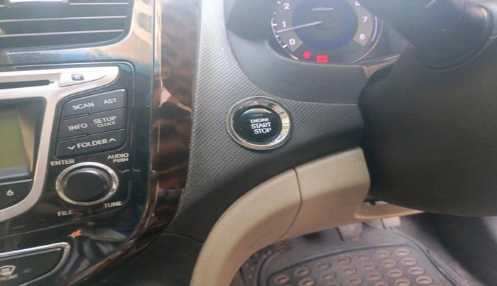 2011 Hyundai Verna FLUIDIC 1.6 VTVT SX OPT, Petrol, Manual, 77,130 km, interior