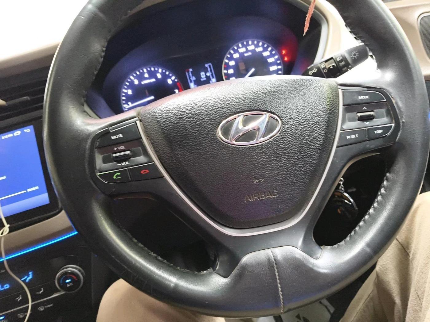 2014 Hyundai Elite i20 SPORTZ 1.2, Petrol, Manual, 90,154 km, interior
