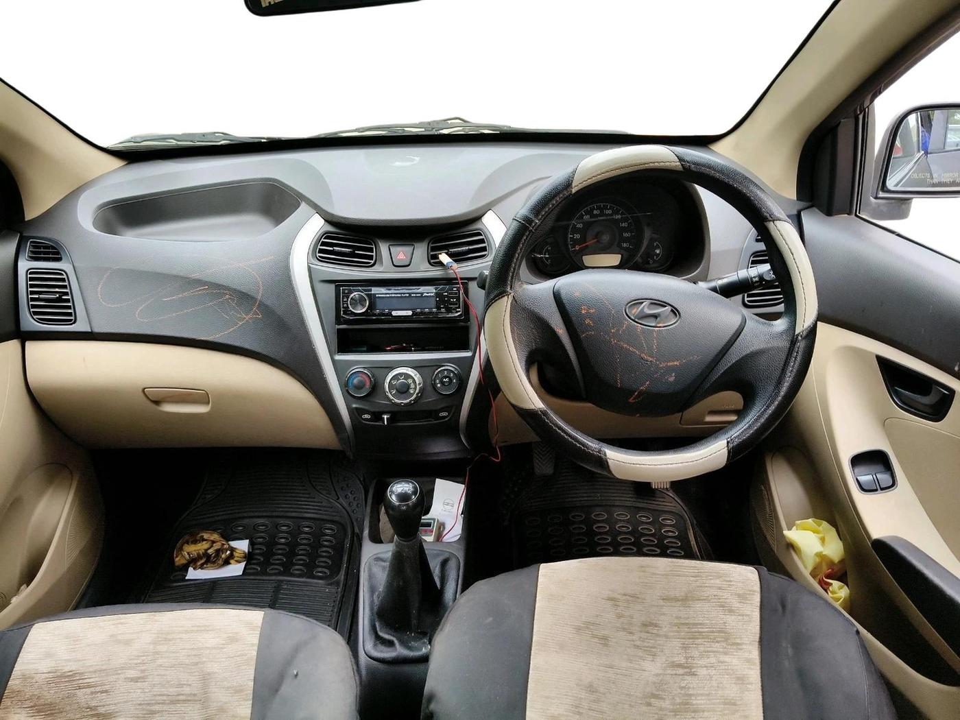 2015 Hyundai Eon ERA +, Petrol, Manual, 20,130 km, interior