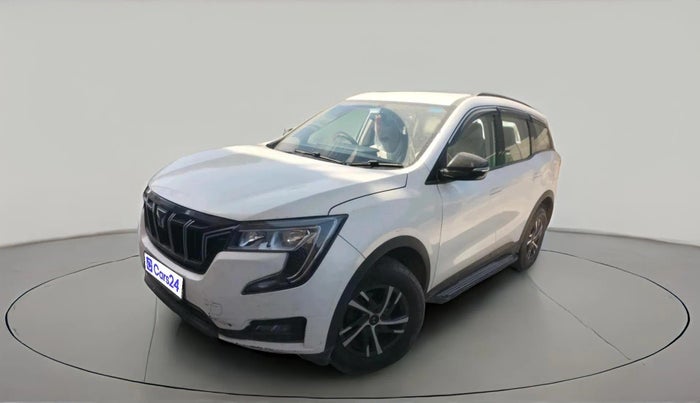 2022 Mahindra XUV700 MX P MT 5 STR, Petrol, Manual, 35,827 km, exterior