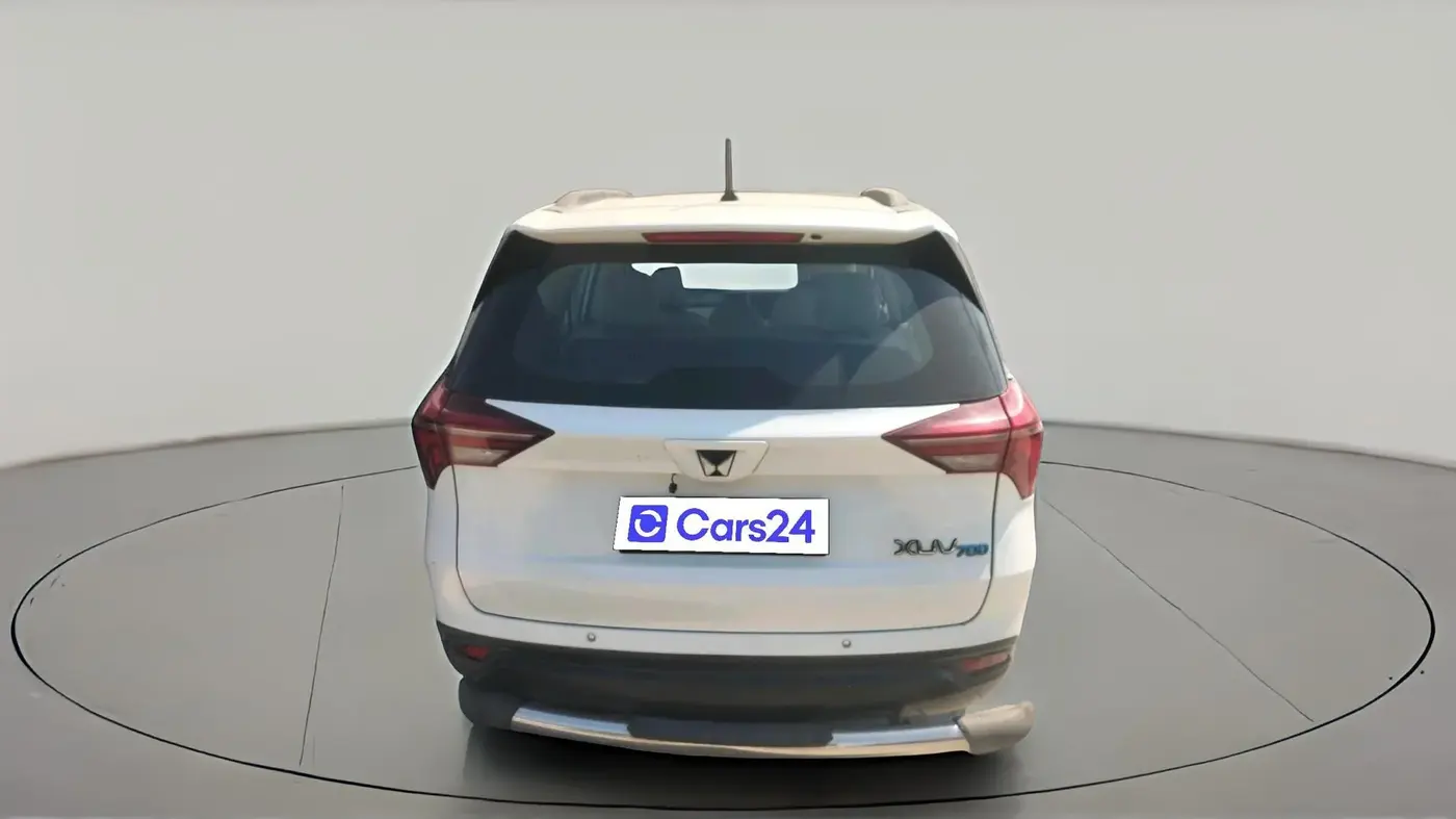 2022 Mahindra XUV700 MX P MT 5 STR, Petrol, Manual, 35,827 km, exterior