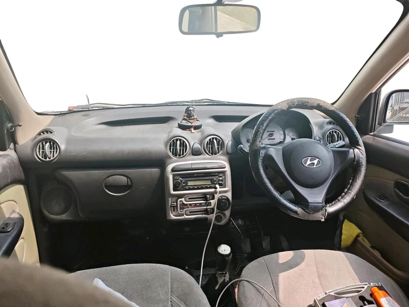 2011 Hyundai Santro Xing GLS PLUS AUDIO, CNG, Manual, 1,25,655 km, interior