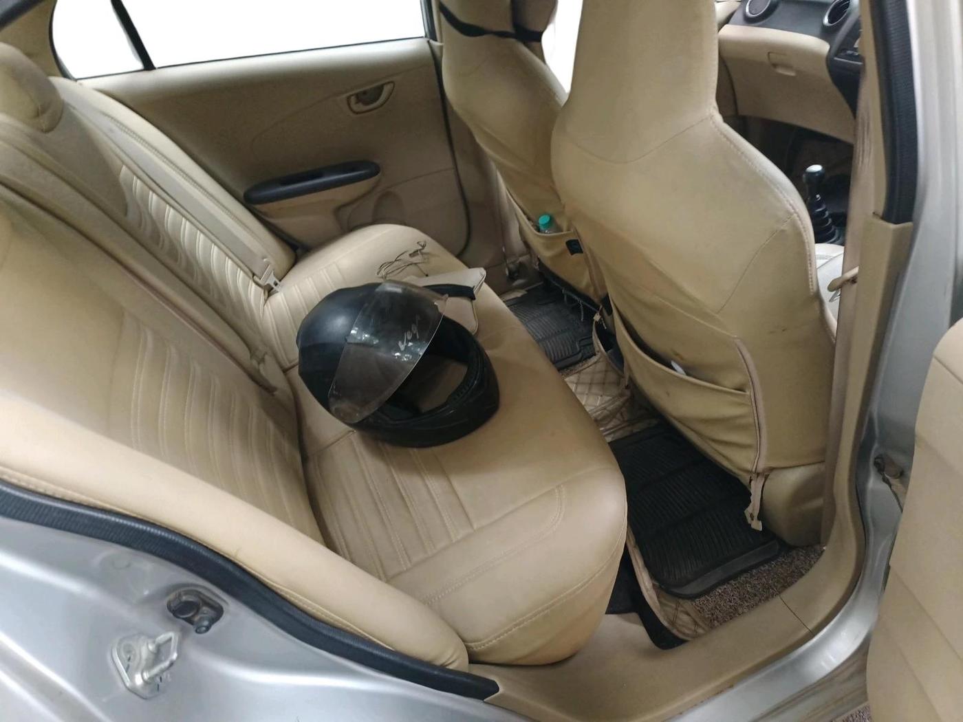 2014 Honda Amaze 1.2L I-VTEC S, Petrol, Manual, 76,470 km, interior
