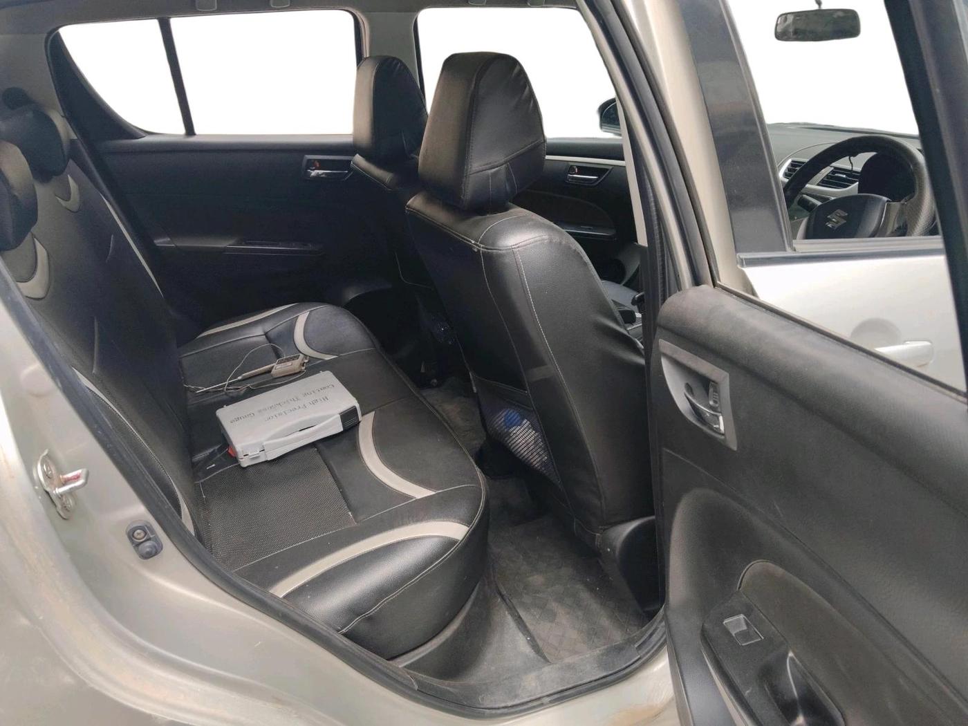 2013 Maruti Swift VXI, Petrol, Manual, 56,728 km, interior