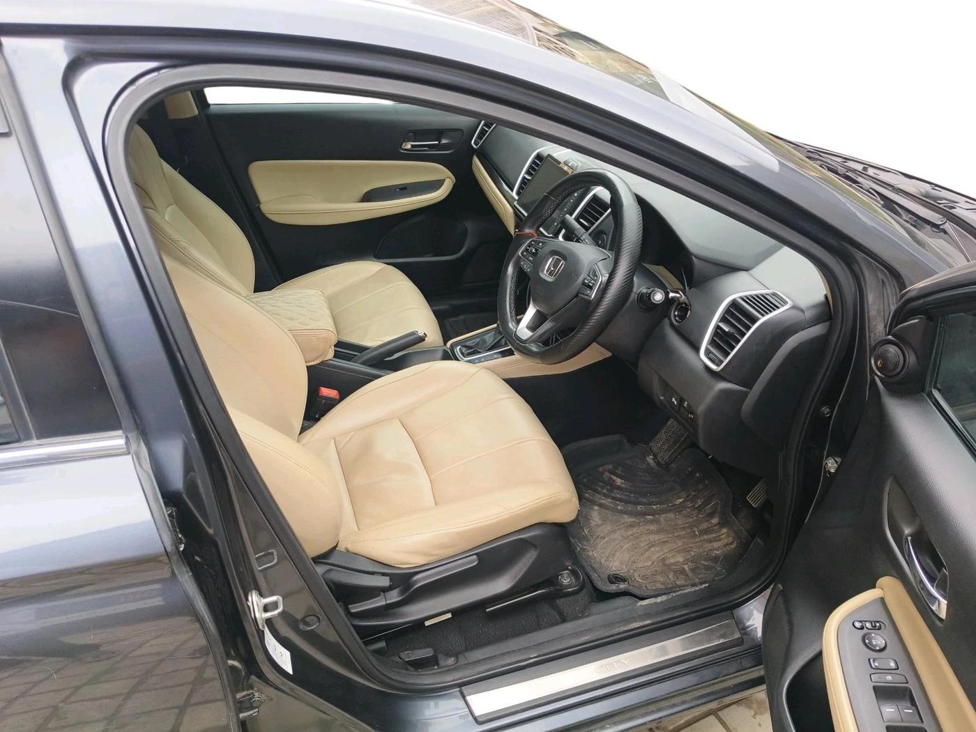 2022 Honda City 1.5L I-VTEC ZX CVT, Petrol, Automatic, 96,217 km, interior