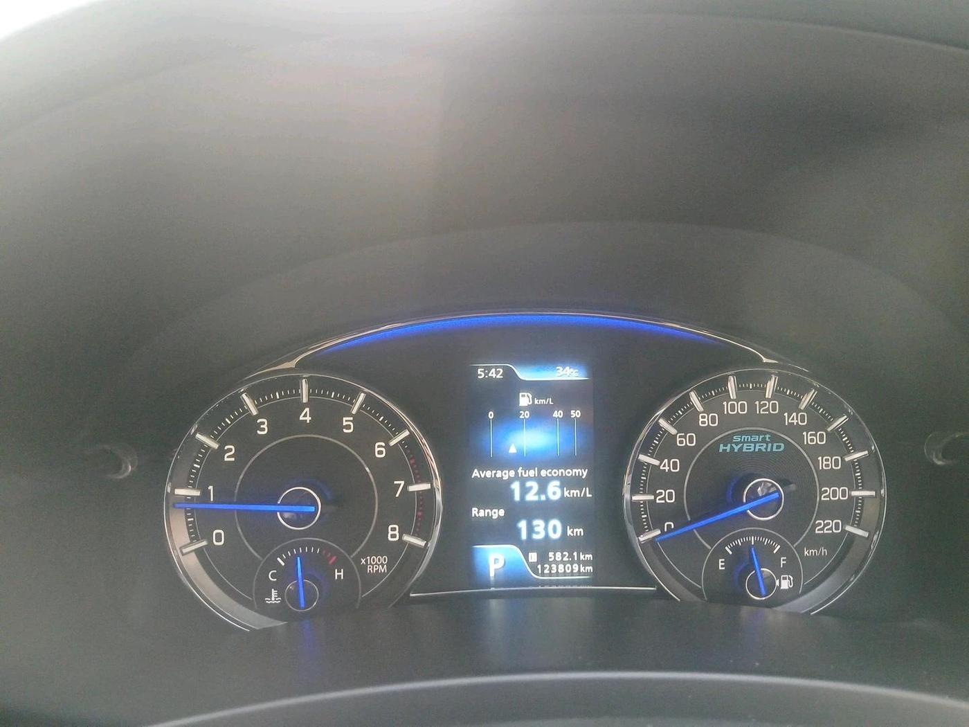 2019 Maruti Ciaz ALPHA  AT 1.5 SHVS PETROL, Petrol, Automatic, 1,23,809 km, interior