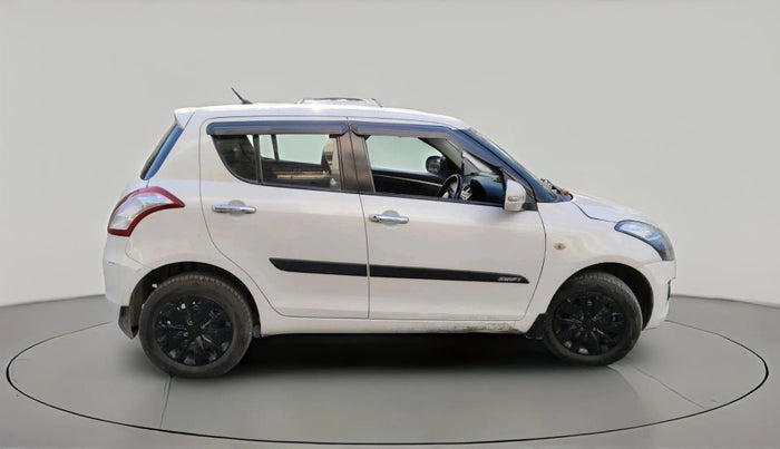 2016 Maruti Swift LXI, Petrol, Manual, 1,14,280 km, exterior