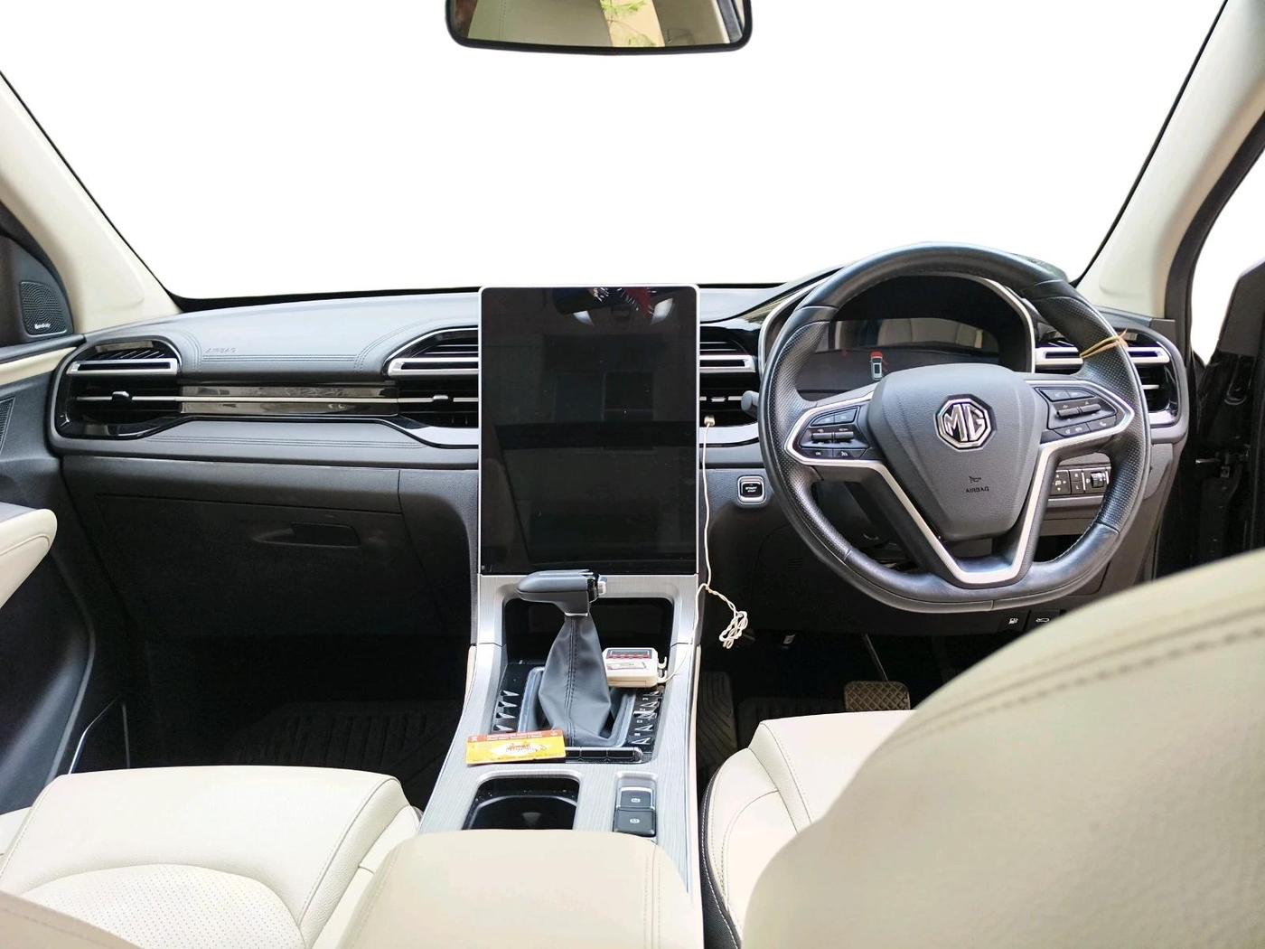 2023 MG HECTOR SHARP PRO 1.5 PETROL TURBO CVT PETROL, Petrol, Automatic, 31,404 km, interior