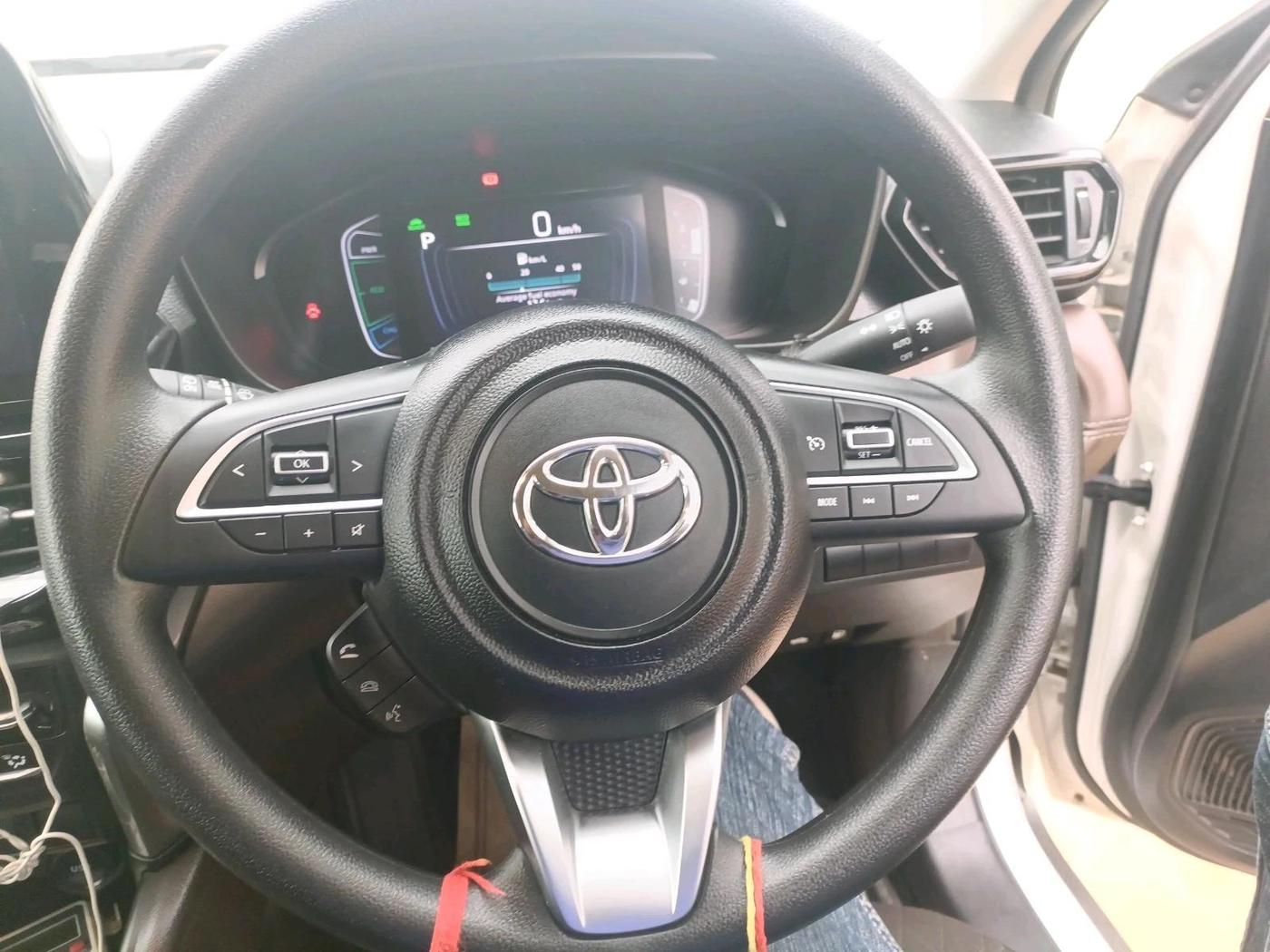 2026 Toyota URBAN CRUISER HYRYDER G (O) 2WD Hybrid 1.5L e-CVT, Hybrid, Automatic, 5,290 km, interior