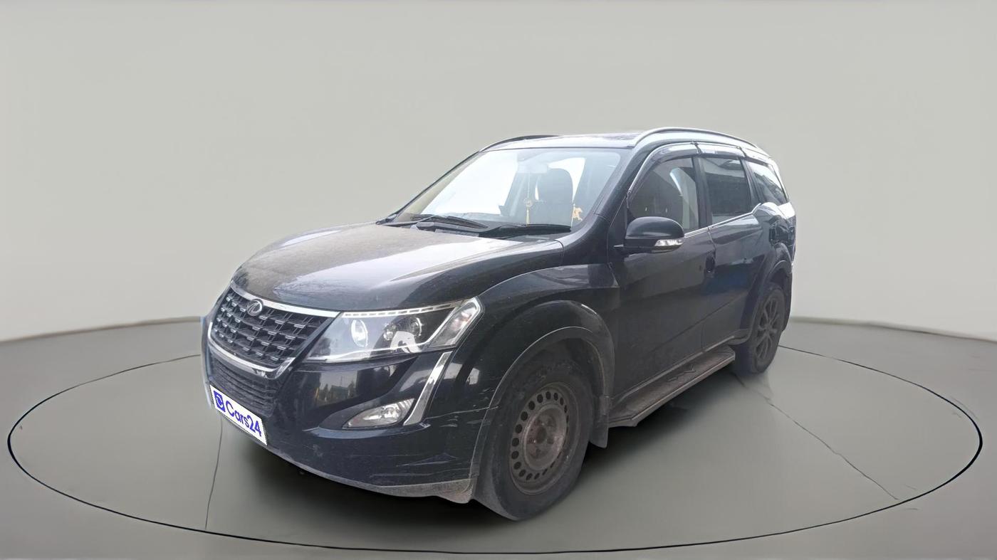 2019 Mahindra XUV500 W11 AT, Diesel, Automatic, 2,10,832 km, exterior