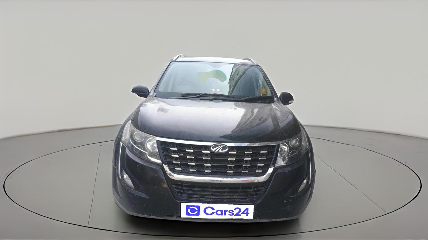 2019 Mahindra XUV500 W11 AT, Diesel, Automatic, 2,10,832 km, exterior