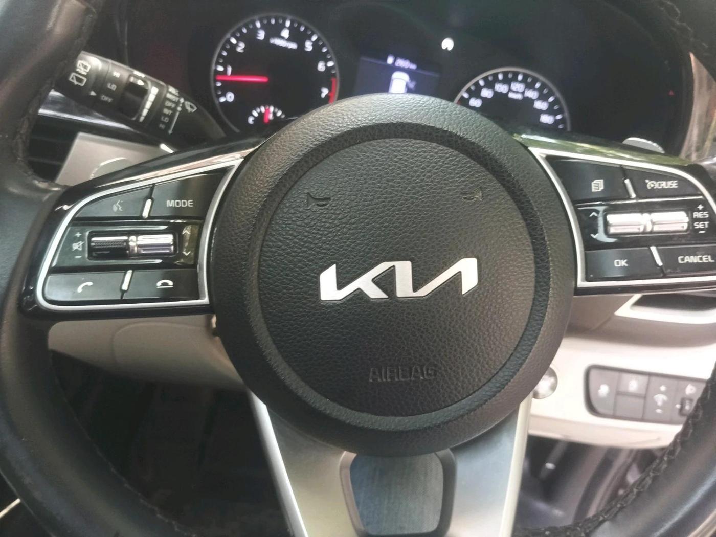 2023 KIA SELTOS  HTX IVT G, Petrol, Automatic, 43,612 km, interior