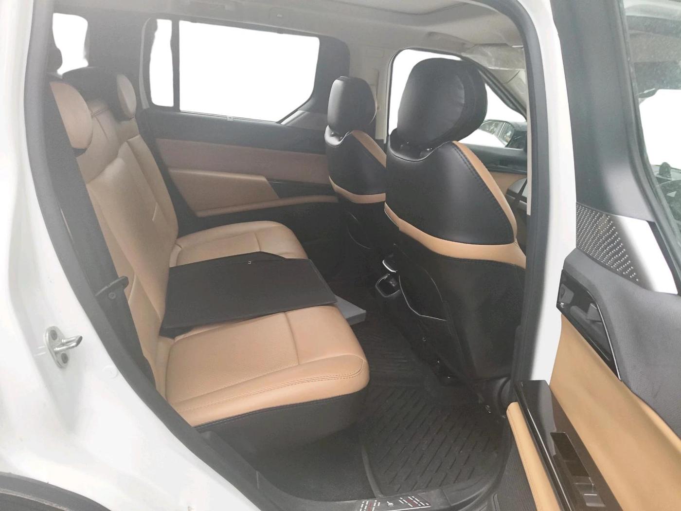 2026 Tata Sierra Pure Plus 1.5 Kryojet MT, Diesel, Manual, 24,256 km, interior