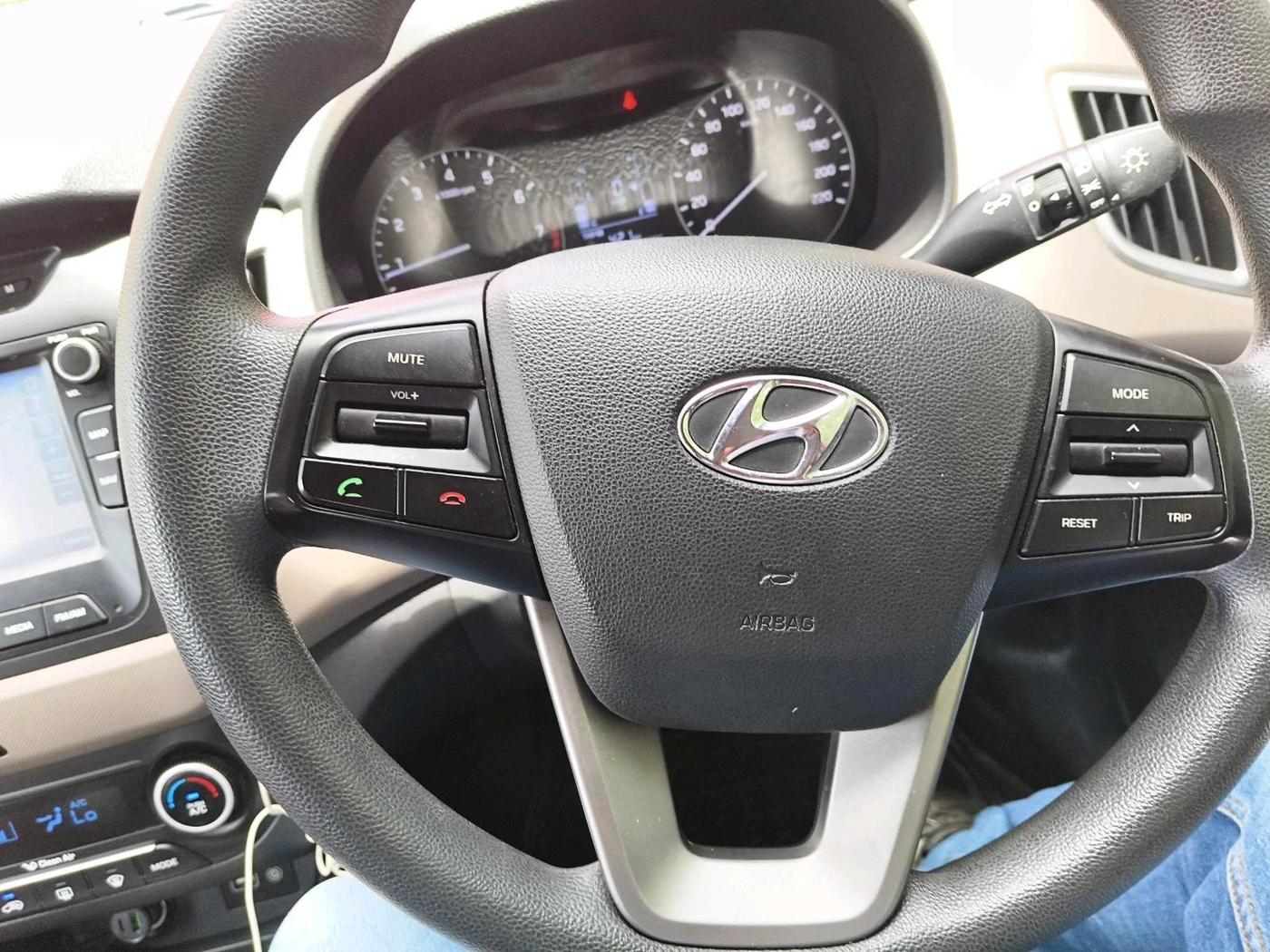 2017 Hyundai Creta SX PLUS 1.6 PETROL, Petrol, Manual, 52,399 km, interior