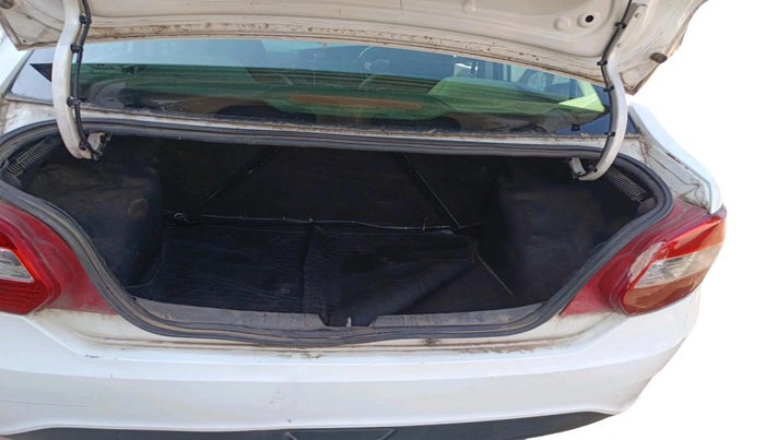 2019 Tata Zest XE 75PS DIESEL, Diesel, Manual, 1,12,741 km, exterior