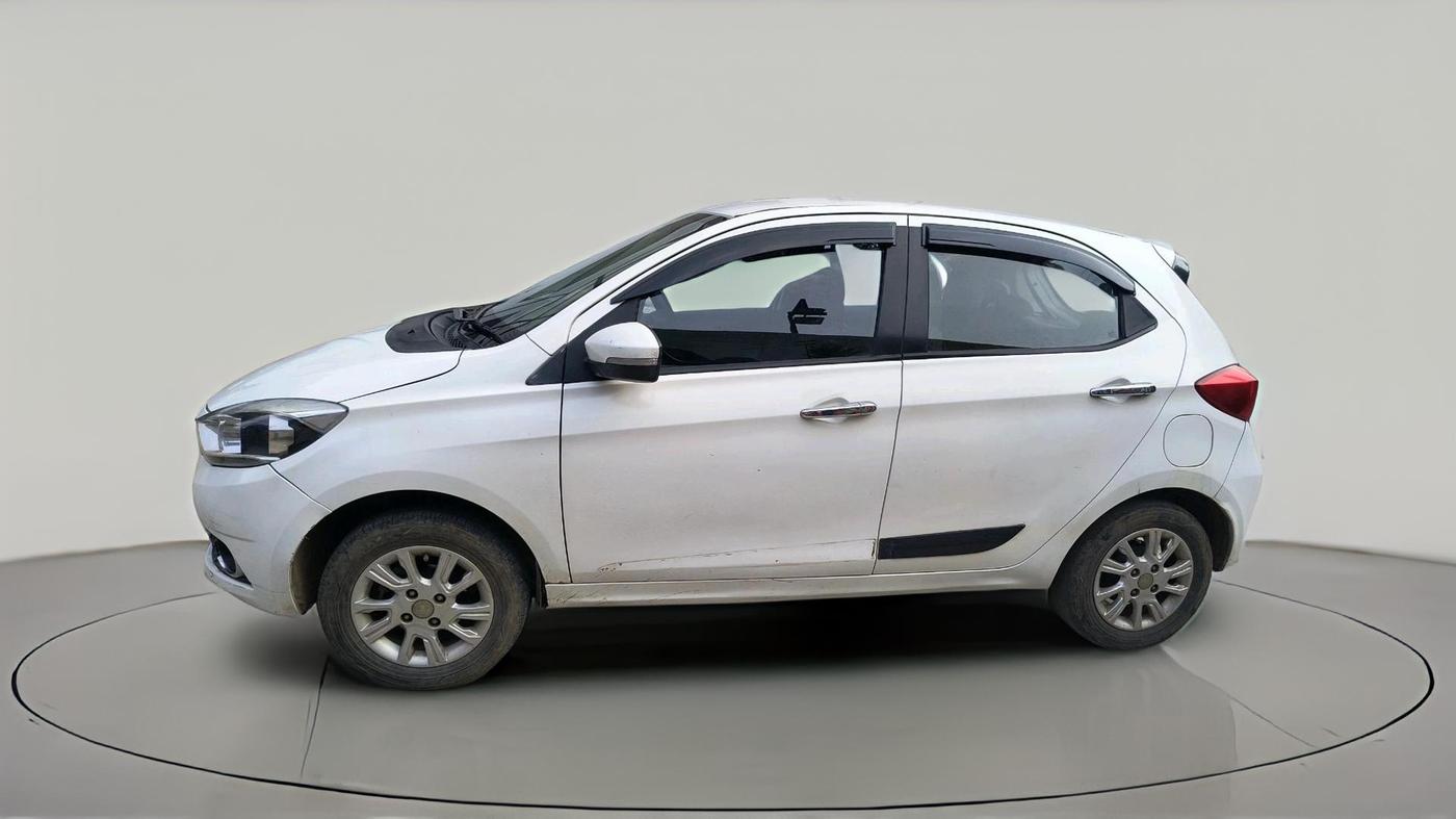 2017 Tata Tiago XZA PETROL, Petrol, Automatic, 90,940 km, exterior