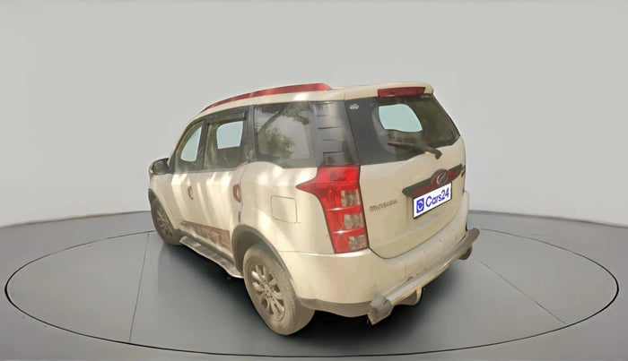 2017 Mahindra XUV500 W10 AT, Diesel, Automatic, 1,10,126 km, exterior