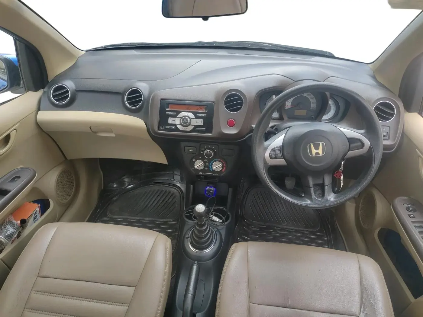 2013 Honda Brio S MT, Petrol, Manual, 51,653 km, interior