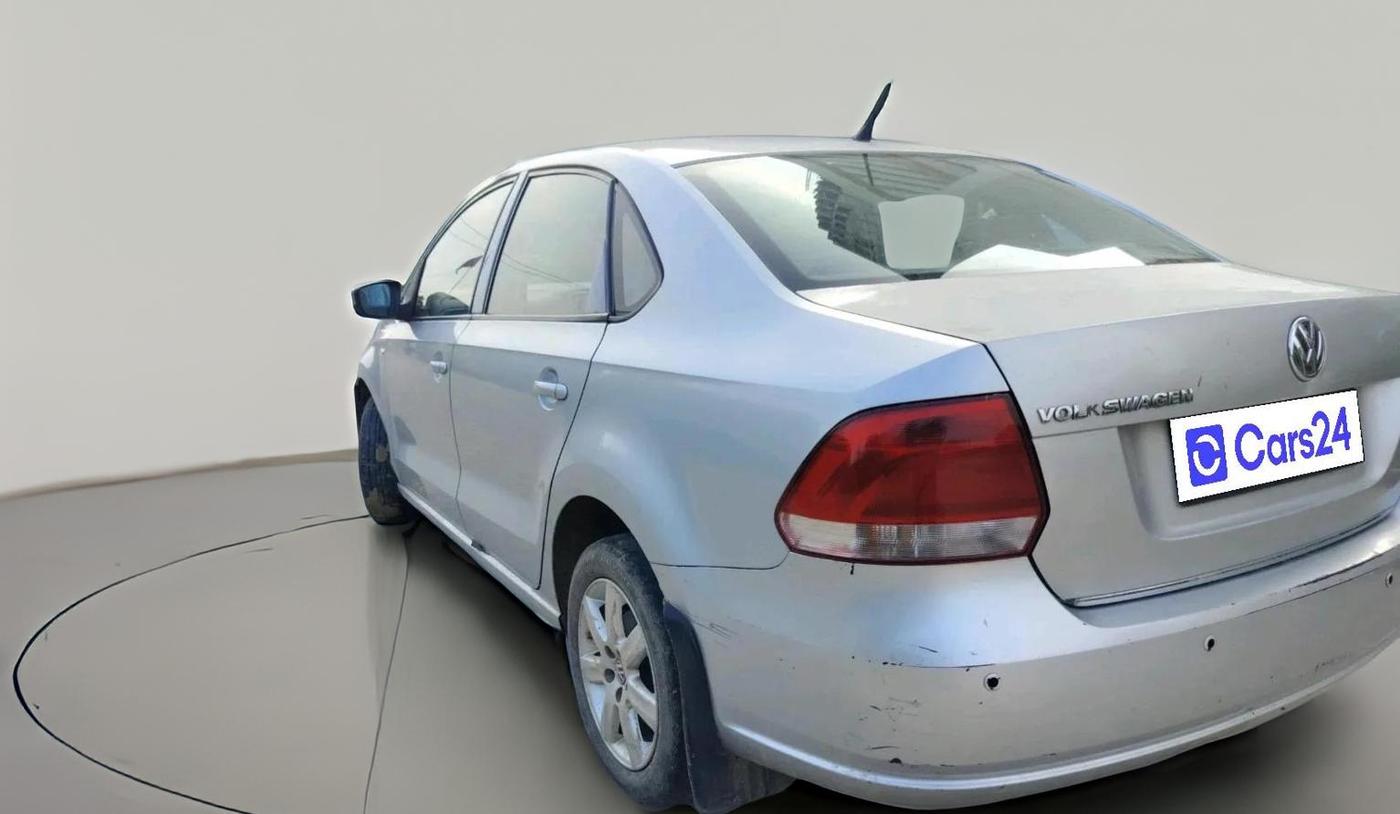 2011 Volkswagen Vento HIGHLINE 1.6 MPI, Petrol, Manual, 59,166 km, exterior