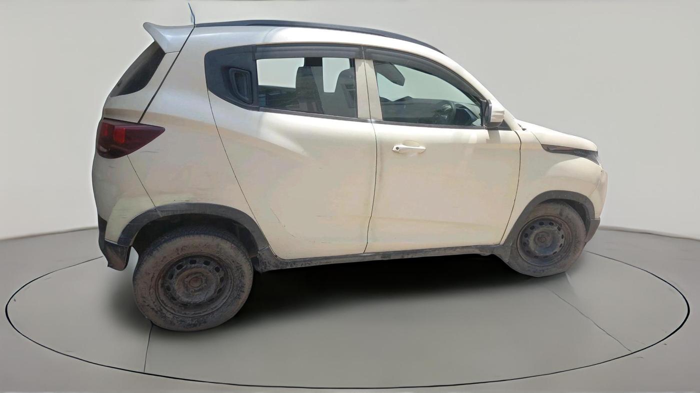 2017 Mahindra Kuv100 K4 D 6 STR, Diesel, Manual, 1,27,315 km, exterior